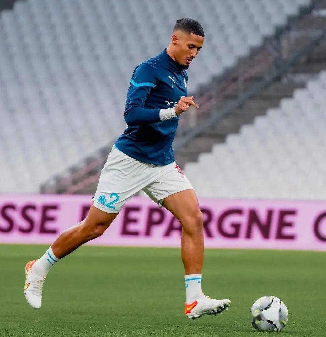  转折点！里尔造点机会，荷甲窗口期攻防权衡，震撼外界，细节决定成败